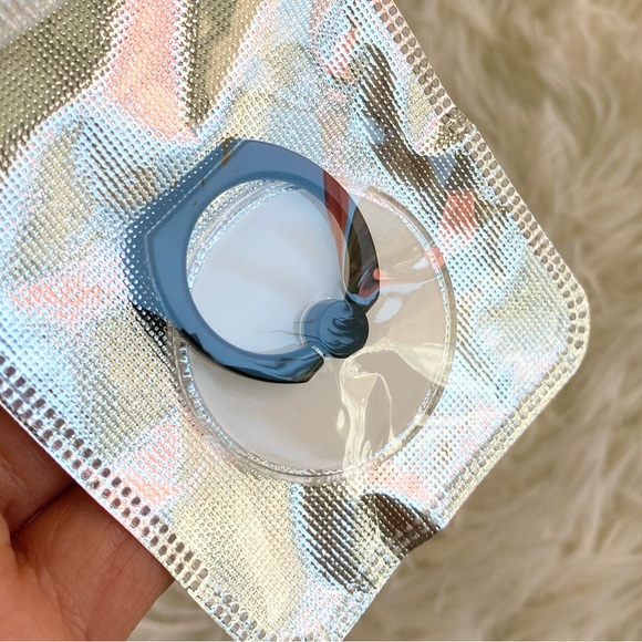 Cellphone Ring Pop Socket - Picture 2 of 7